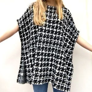 Ann Taylor houndstooth poncho